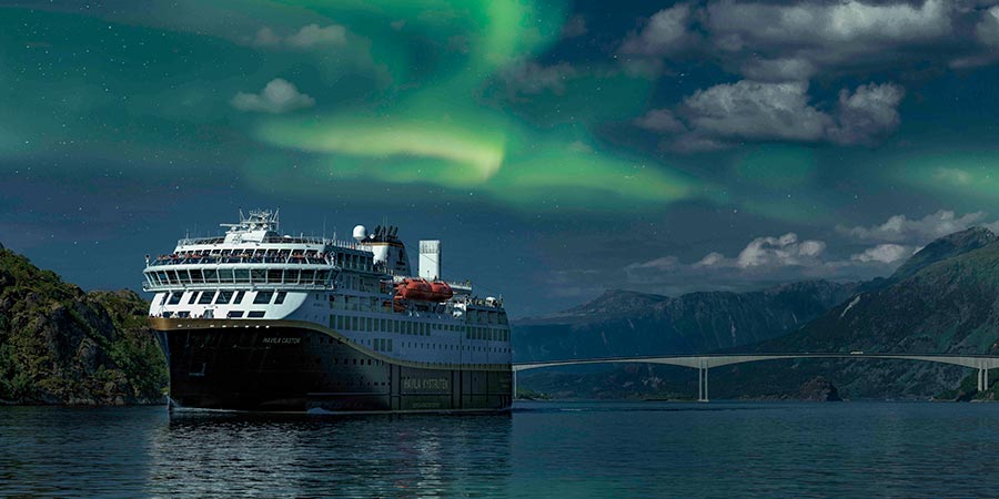 Sailing into the Arctic Circle, among spellbinding scenery
